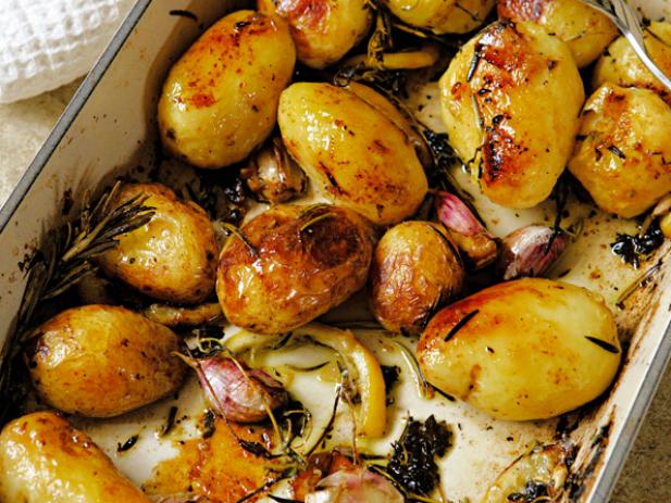 Lemon and Rosemary Roast Potatoes