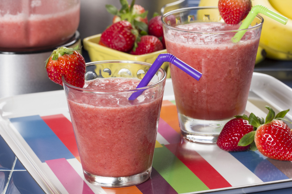 Summer Strawberry Pineapple Smoothie