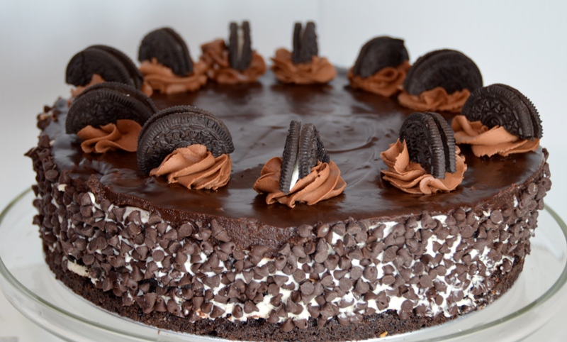 Chocolate Oreo Dream Cake
