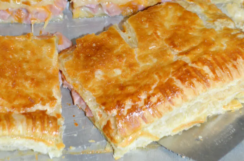 HAM AND CHEESE PUFF PASTRY