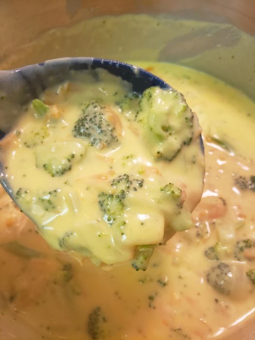 Easy Broccoli Cheddar Soup Recipe