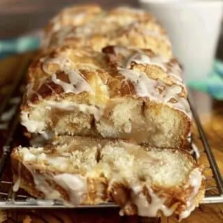 Dollywood Cinnamon Bread: A Taste of Southern Heaven