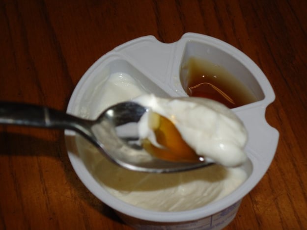 REMOVE RUST FROM YOUR SINK, STOVE, BURNERS AND ALL THE KITCHEN UTENSILS WITH THIS AMAZING TRICK 5 Greek Yogurt Containers