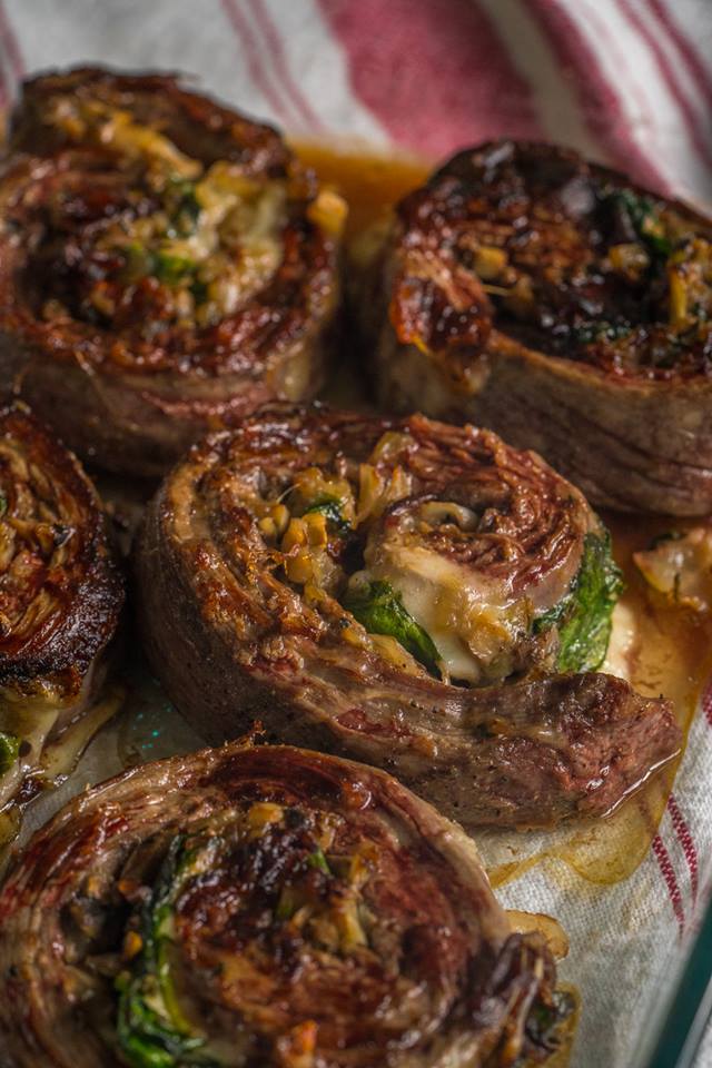 Cheesy Spinach And Mushroom-Stuffed Steak Rolls 1 Cheesy Spinach And Mushroom Stuffed Steak Rolls 1