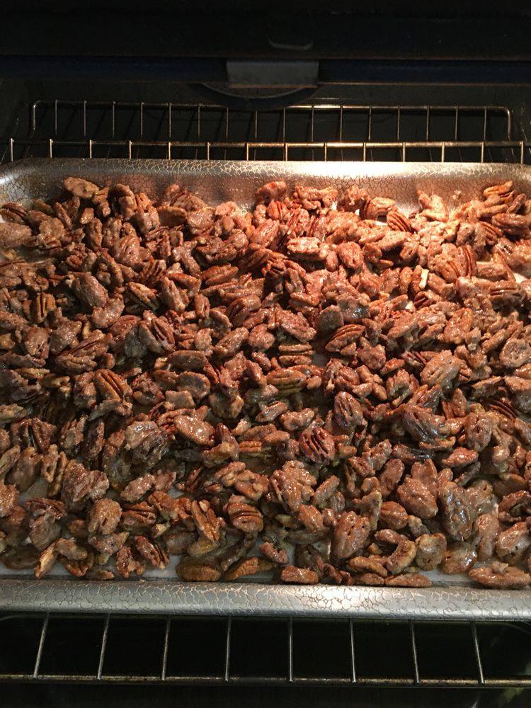 Homemade Cinnamon Sugar Pecans