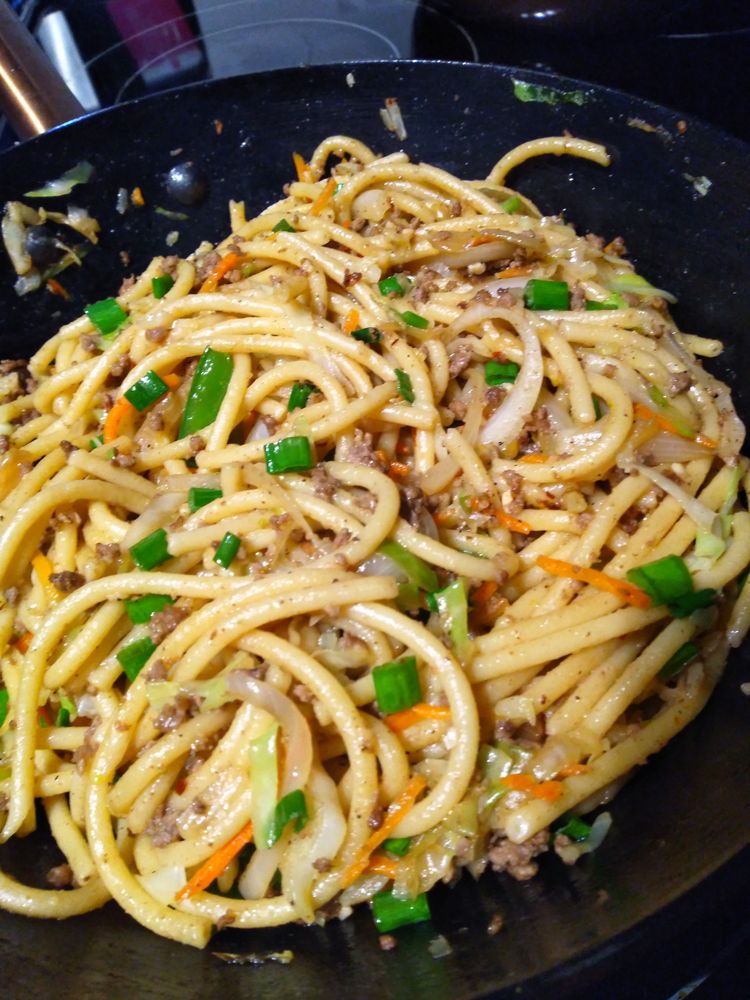 Mongolian Ground Beef Noodles