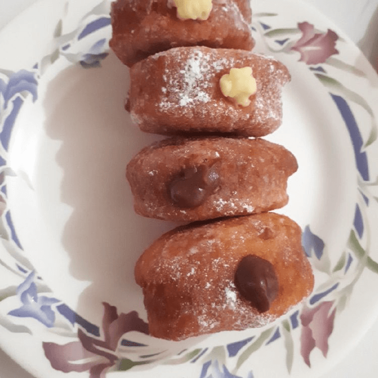 Italian Bomboloni