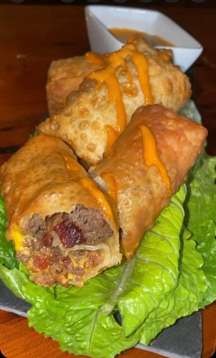 Bacon Cheeseburger Egg rolls