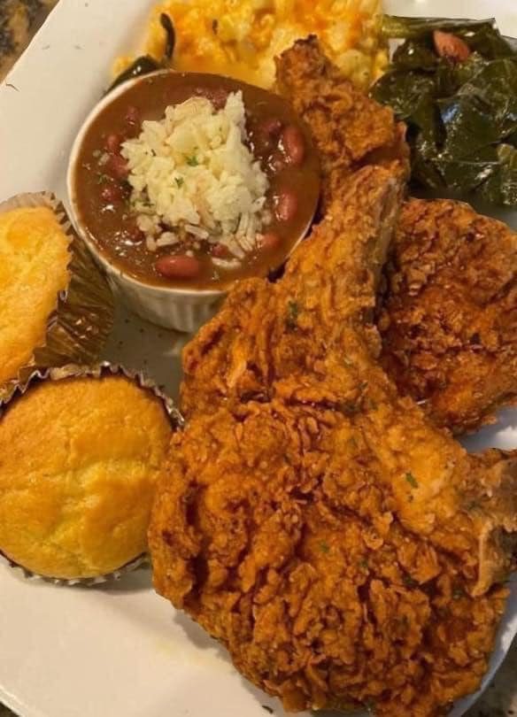 SOUTHERN FRIED PORKCHOPS