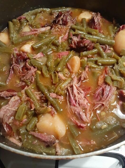 Beans with smoked Turkey necks and potatoes