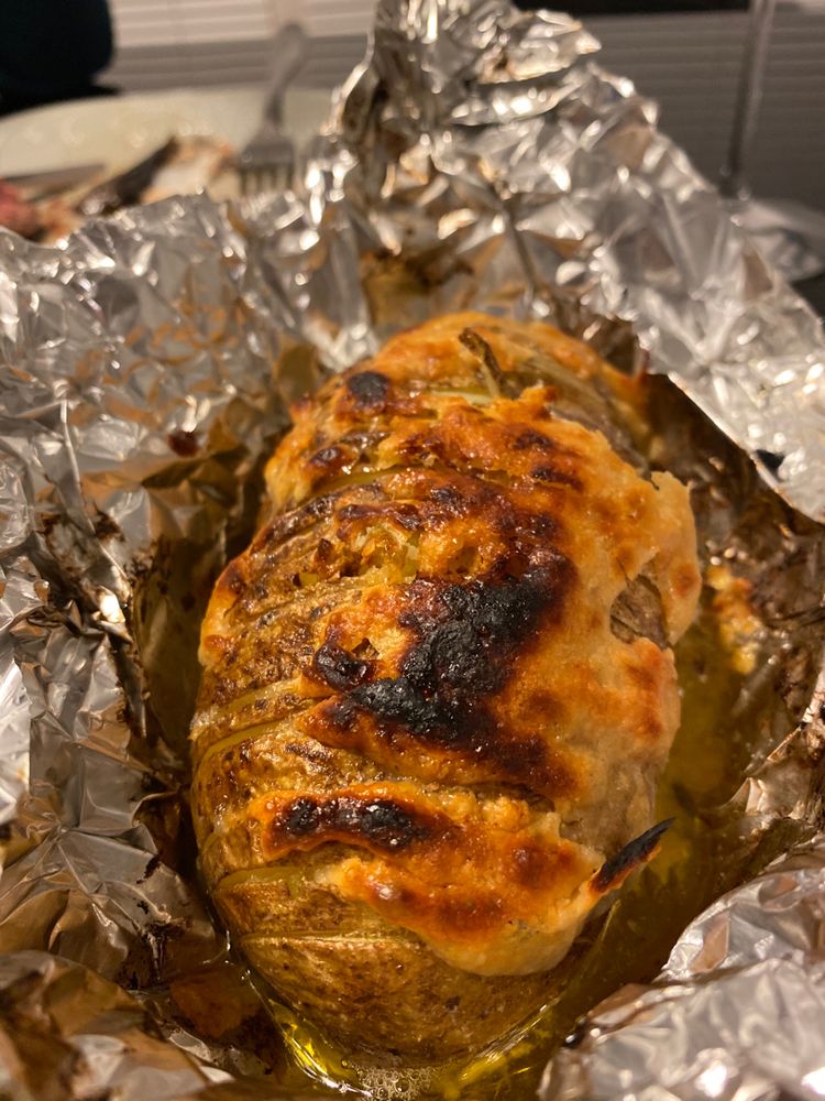 BAKED GARLIC BUTTER HASSELBACK POTATOES