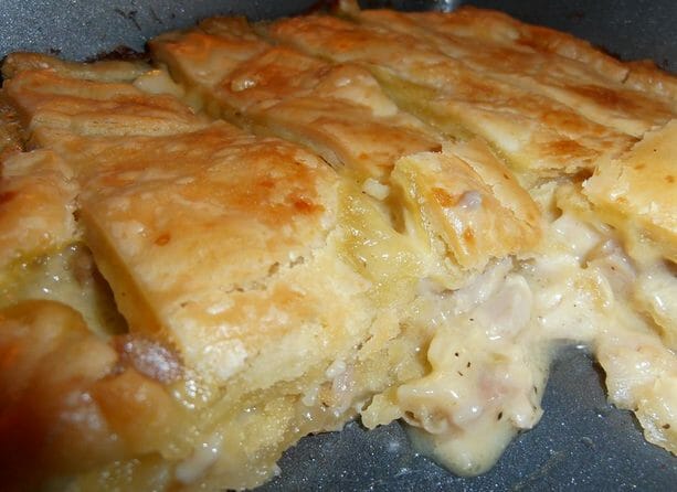 Mamas Chicken Pie