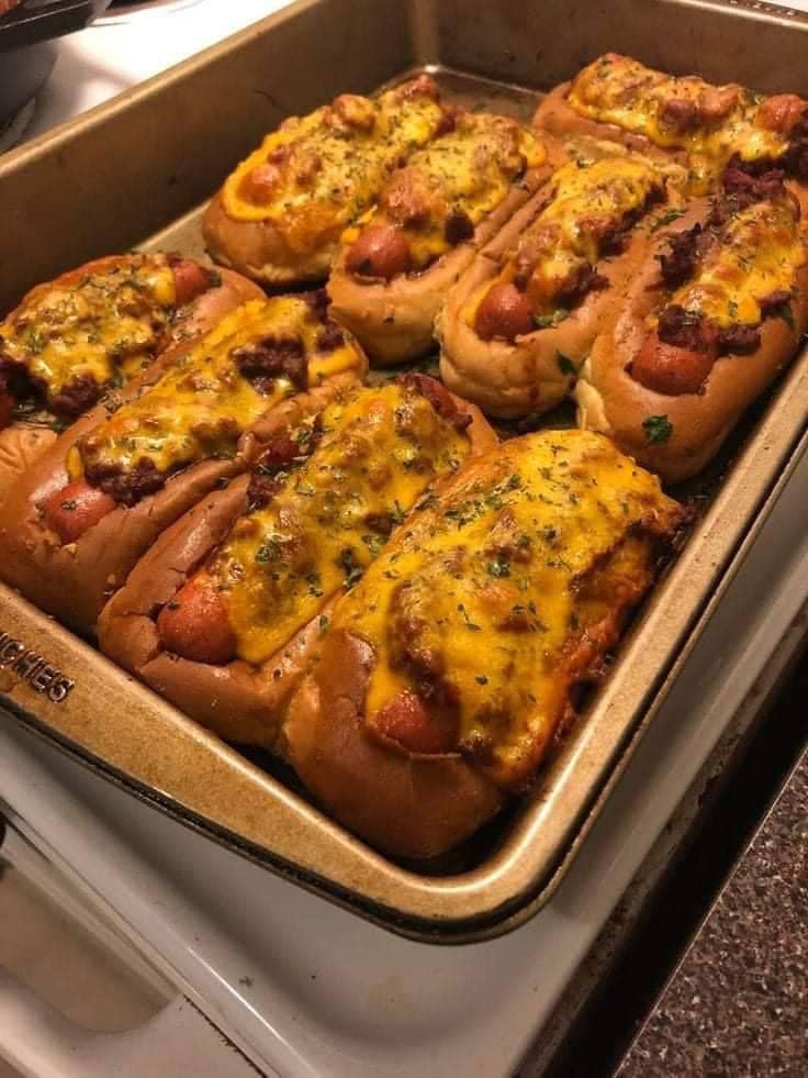 Chili Cheese Dog Boats