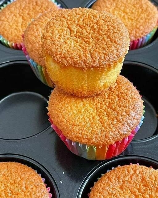 Best Steamed Vanilla Cupcake Asian style