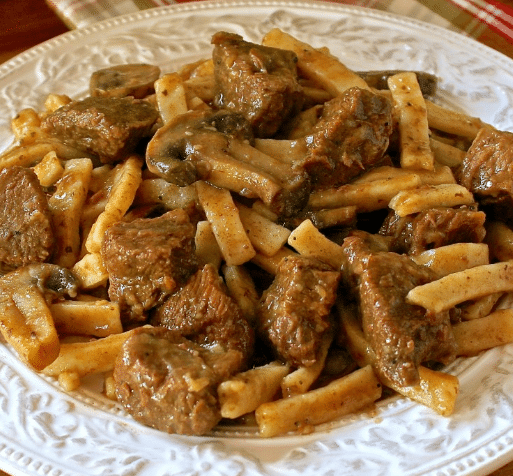Home-Style Beef ‘n Noodles with Mushrooms & Onions