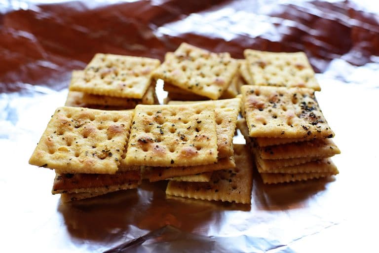 ‘Buttered Saltine Crackers’ Are The Hot New Viral Snack Trend That’s Taking Over the Internet 3 delicious treat