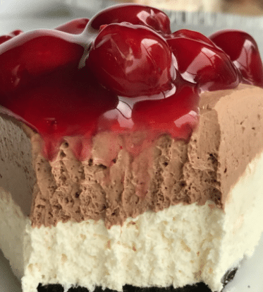 NO BAKE BLACK FOREST CHEESECAKE PIE