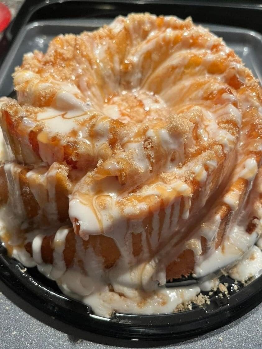 Peach cobbler Pound Cake