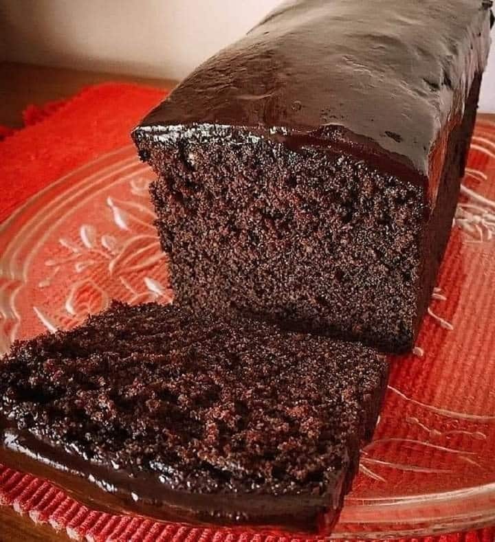 Dreamy Cream Cheese Chocolate Pound Cake 1 Dreamy Cream Cheese Chocolate Pound Cake