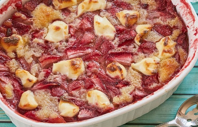Keto Strawberry Cream Cheese Cobbler