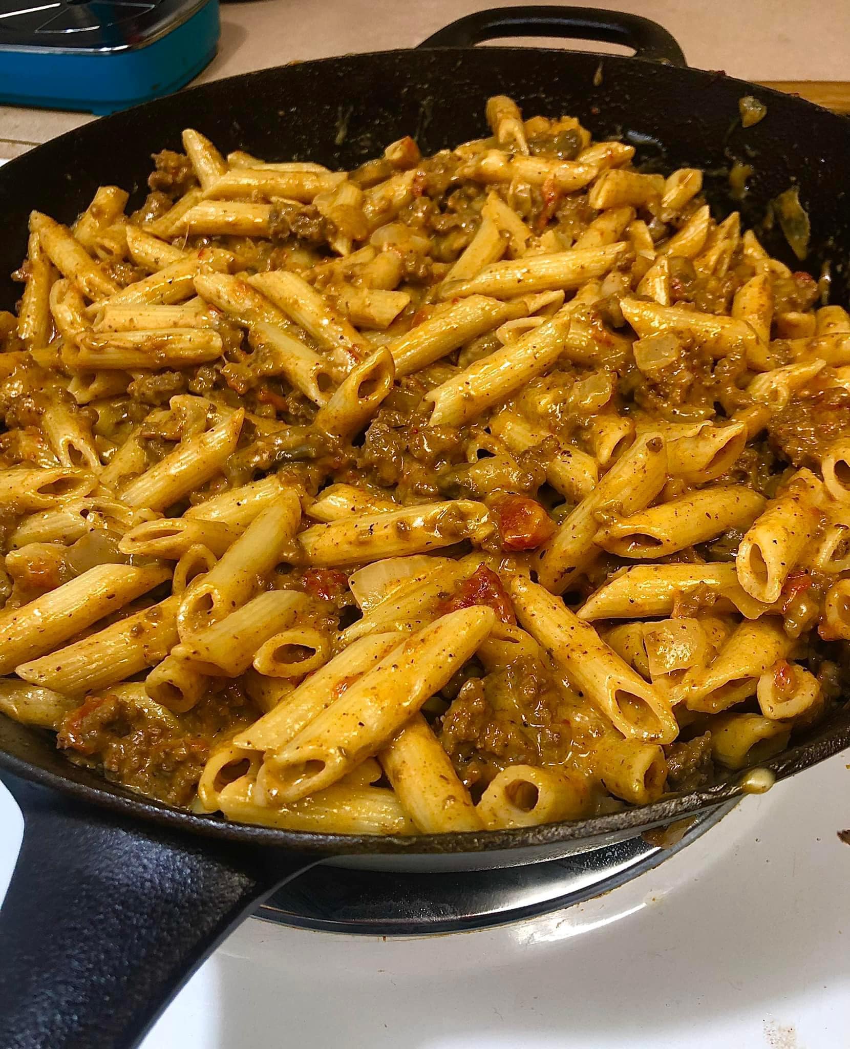 Meaty Cheesy Chili Mac With Penne Pasta 1 Meaty Cheesy Chili Mac With Penne Pasta