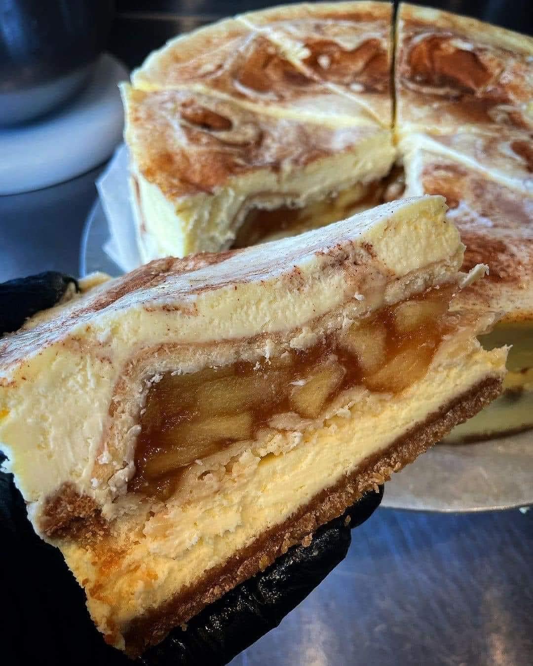 Apple Pie Stuffed Cheesecake