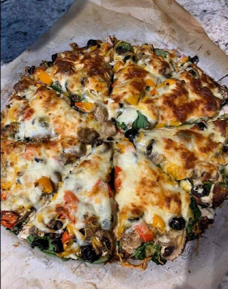 Cauliflower Crust Pizza 1 Cauliflower Crust pizza 1