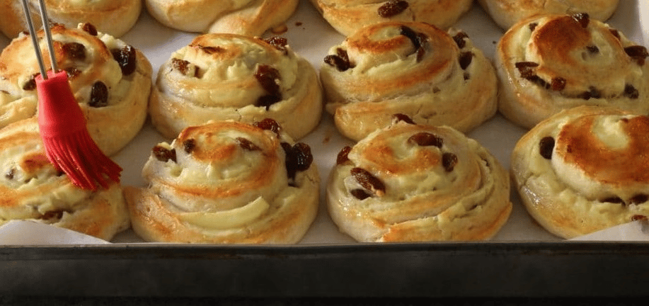Raisin Danish pastries 1 Raisin Danish pastries
