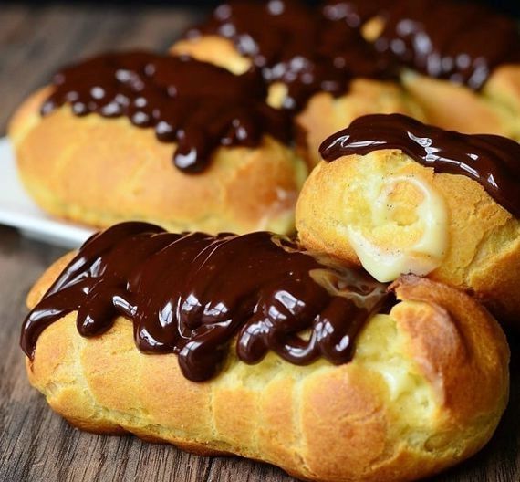 Homemade Boston Cream Eclair Recipe
