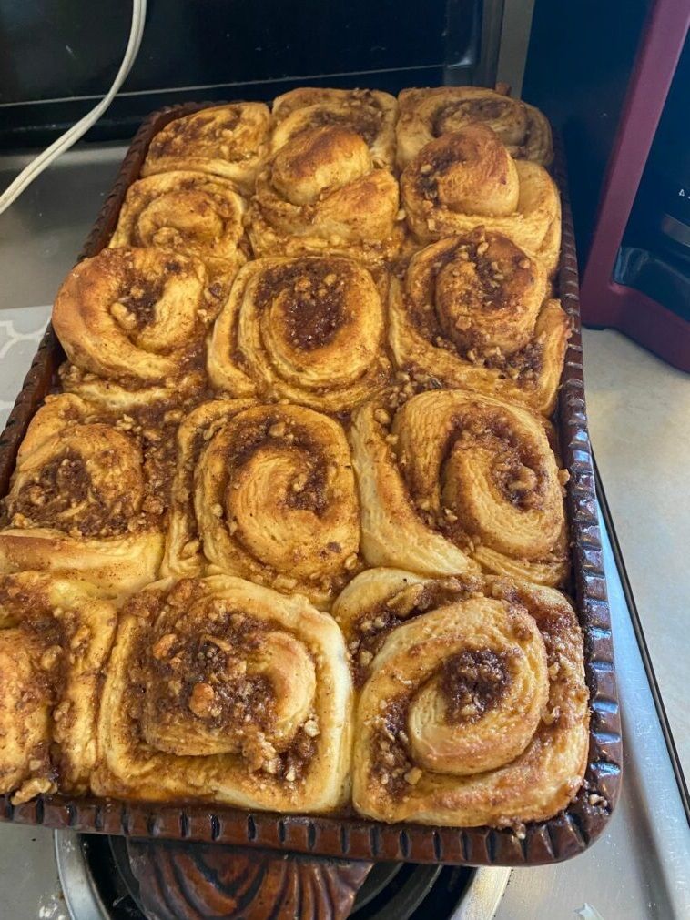 Delicious Caramel Apple Cinnamon Rolls