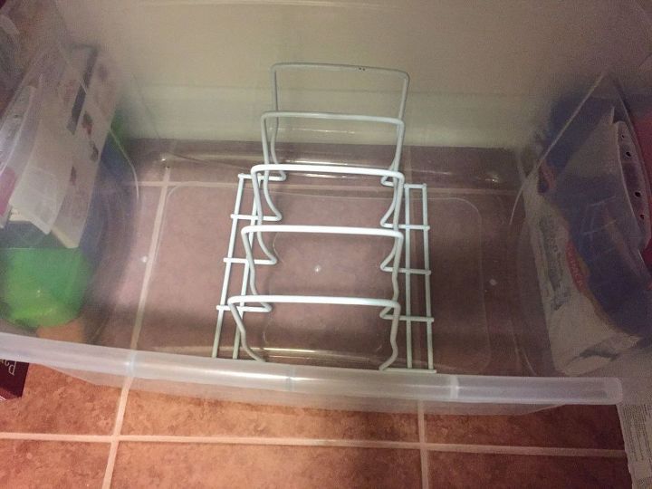 Organizing: Keeping Your Cookie Sheets and Muffin Pans Neat 3 organizing keeping your cookie sheets and muffin pans neat organizing.1