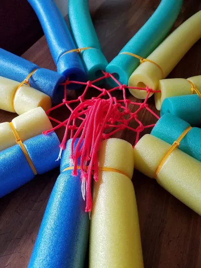 Pool Noodle Flower Float 12 E5BFBCBF 606F 4748 A944 F26A7A970C1F
