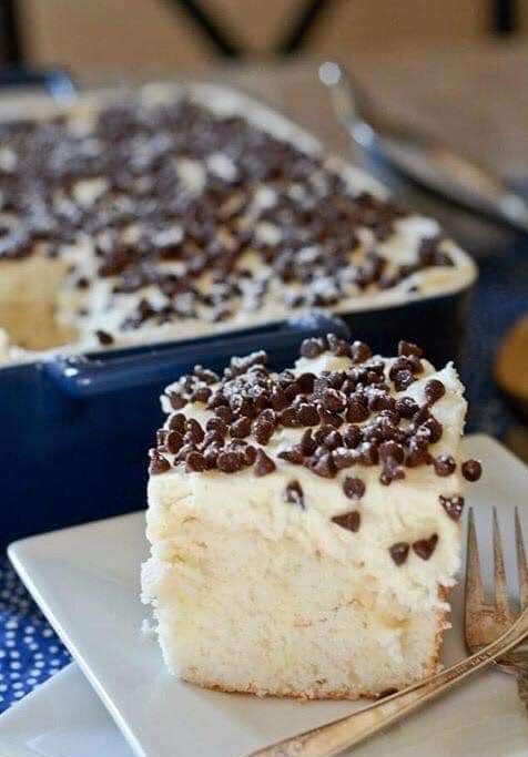 Cannoli Poke Cake 1 Cannoli Poke Cake