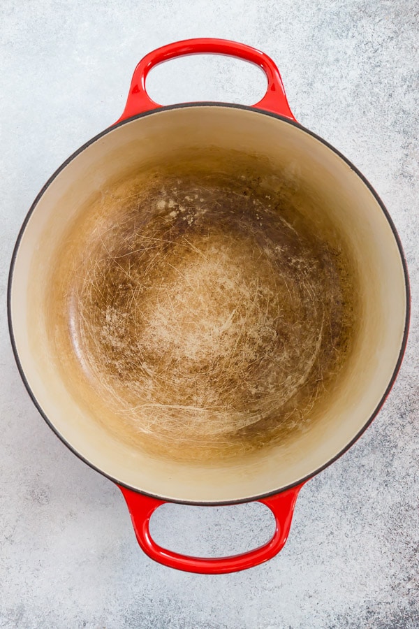How to Clean a Dutch Oven 1 How to Clean Enameled Dutch Oven 5