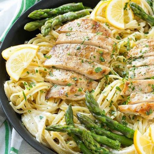 Lemon Asparagus Chicken Pasta