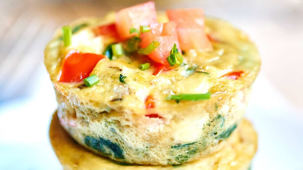 Start Your Day Right with These 50-Calorie Egg Muffins! 1 Healthy Egg Muffin Cups 001