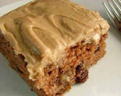 Applesauce Cake with Cinnamon Cream Cheese Frosting