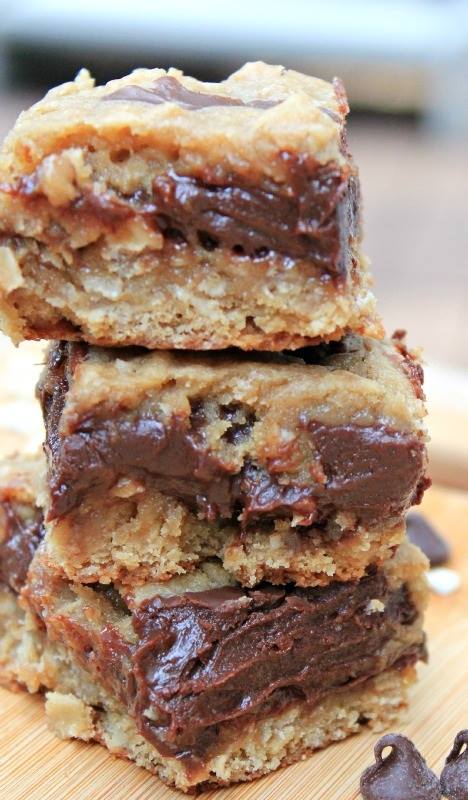 DEEP DISH OATMEAL FUDGE BARS RECIPE