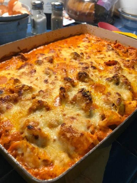 Easy cheesy baked tortellini