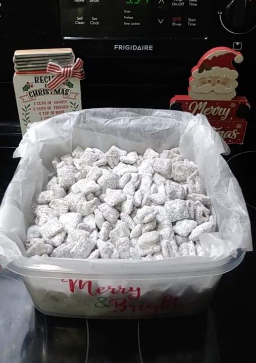 Puppy Chow Muddy Buddies