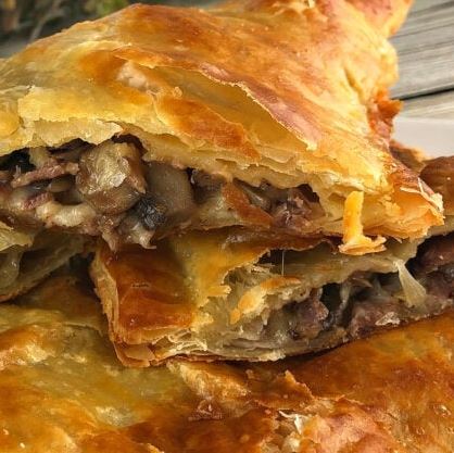 INDIVIDUAL ROAST BEEF WELLINGTON
