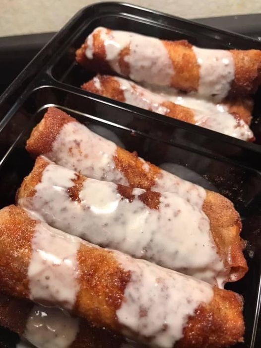 Cinnamon Sugar Cream Cheese Eggrolls
