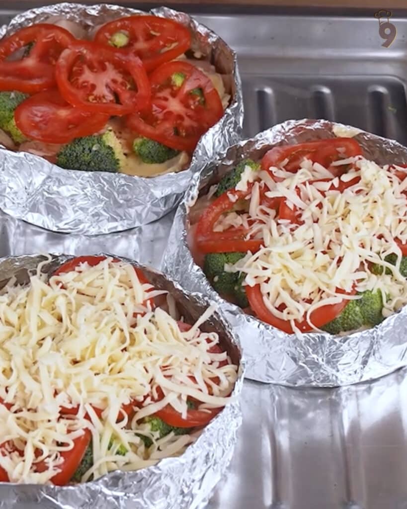 Foil Packet Chicken and Potatoes 4 Foil Packet Chicken and Potatoes Preparation 3